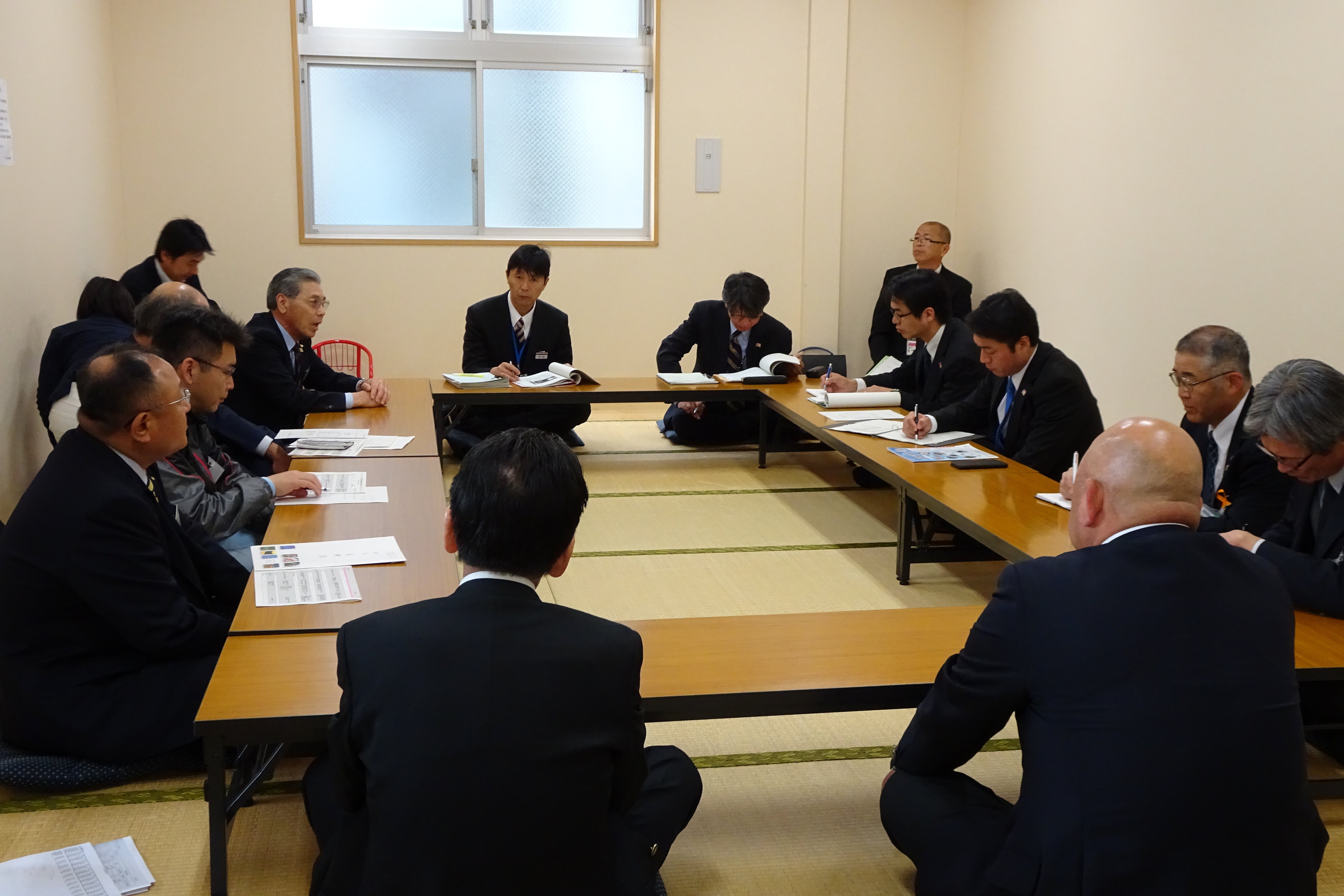 事業者等と雇用・定住人口確保に関する意見交換